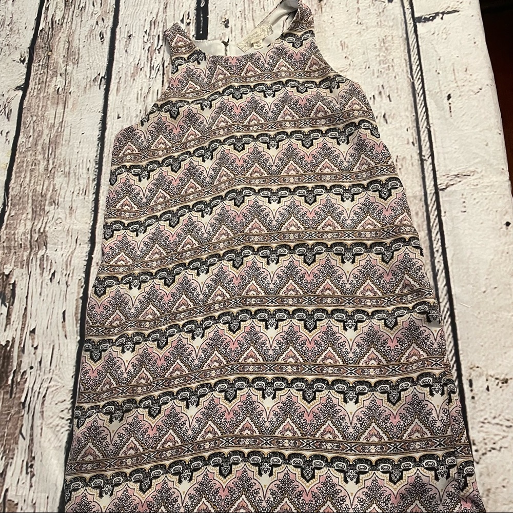 XS Pink Republic Dress, 2 pockets, zipper back, light weight, lined, sleeveless